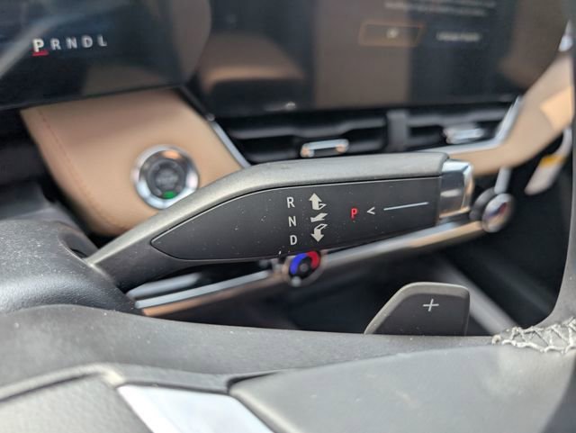 New 2026 Chevrolet Equinox ACTIV w/ Convenience Package III FWD image 22