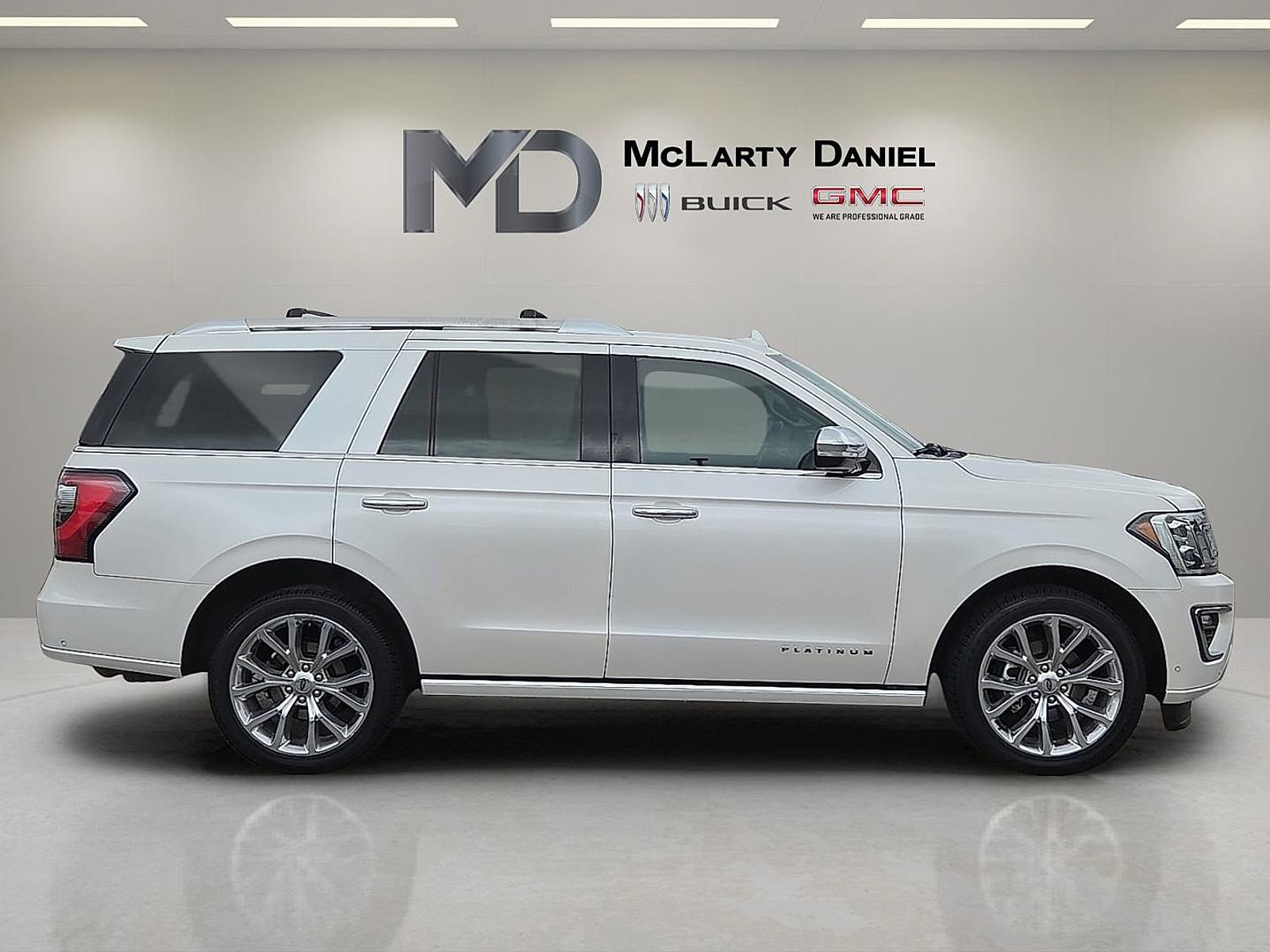 Used 2019 Ford Expedition Platinum RWD image 6