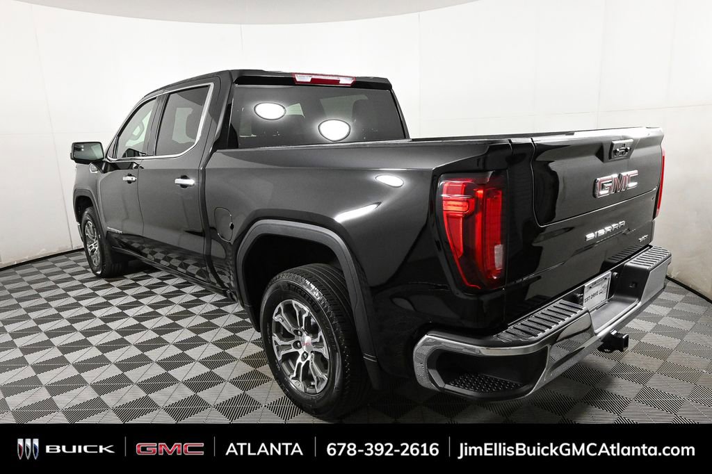 Certified 2025 GMC Sierra 1500 SLT image 3