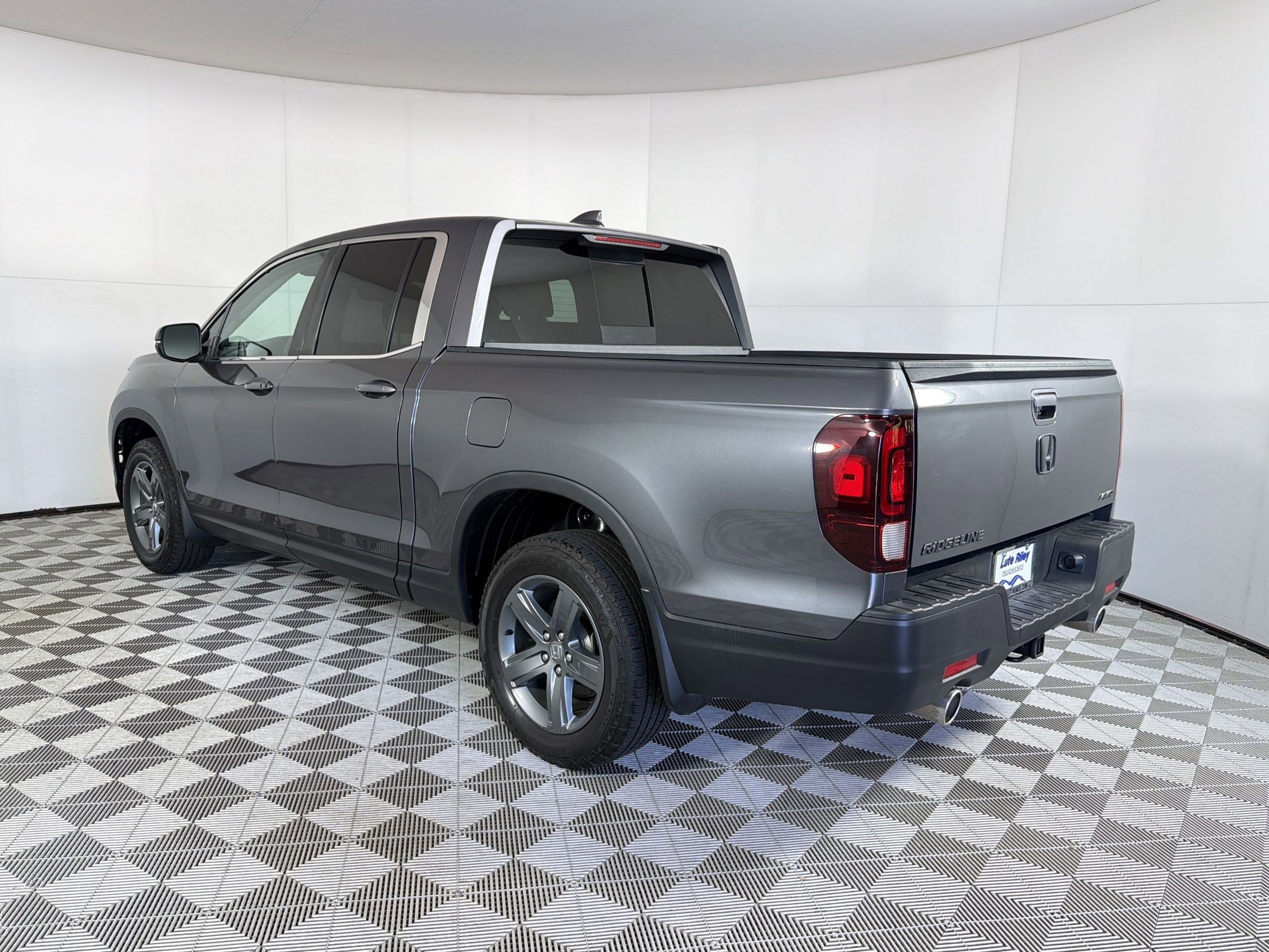 Certified 2023 Honda Ridgeline RTL image 3
