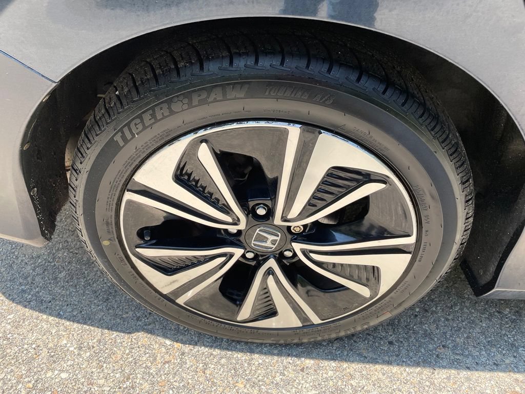 Certified 2017 Honda Civic EX-L image 6