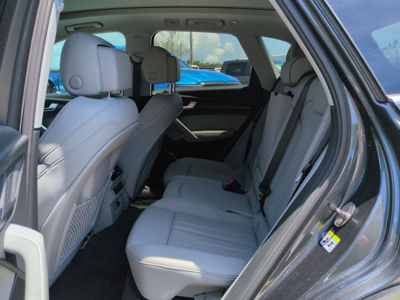 Used 2024 Audi Q5 2.0T Premium w/ Convenience Package AWD/4WD image 14