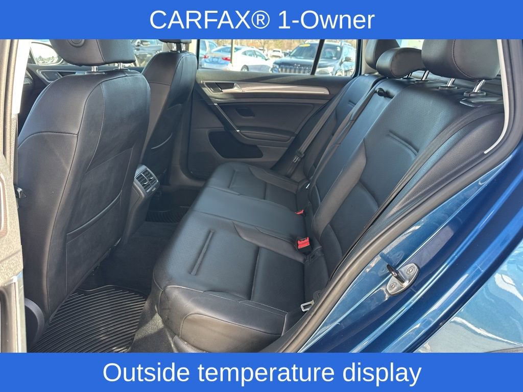 Used 2017 Volkswagen Golf Alltrack S image 29