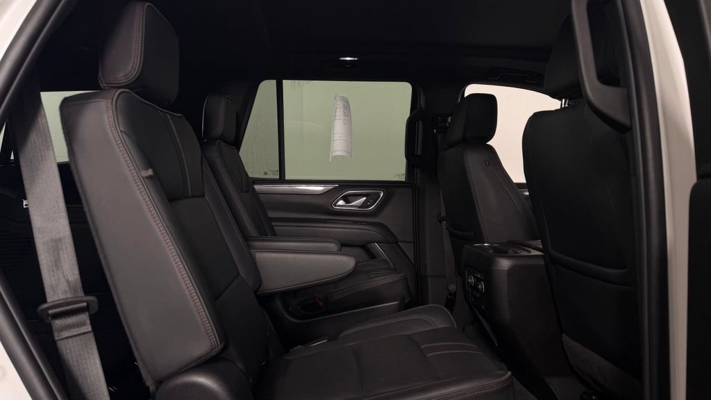 Used 2022 Chevrolet Tahoe RST w/ Luxury Package AWD/4WD image 33