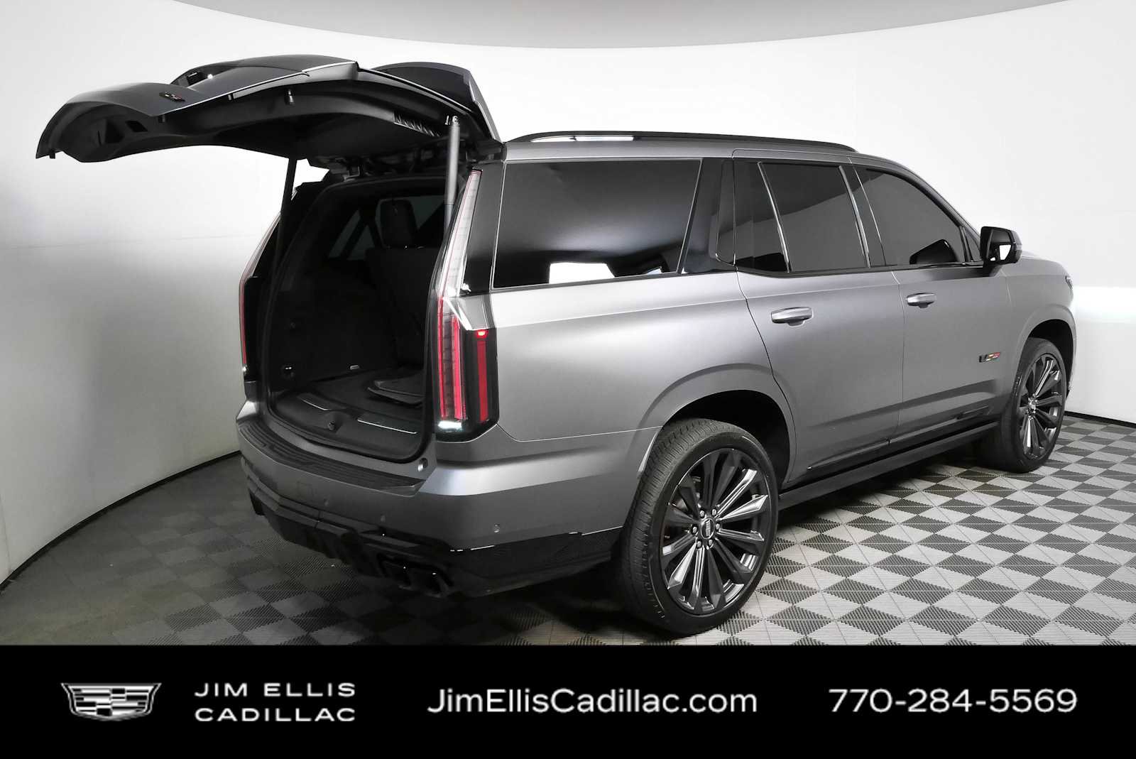 Certified 2026 Cadillac Escalade V w/ LPO, Onyx Lite Package AWD/4WD image 29