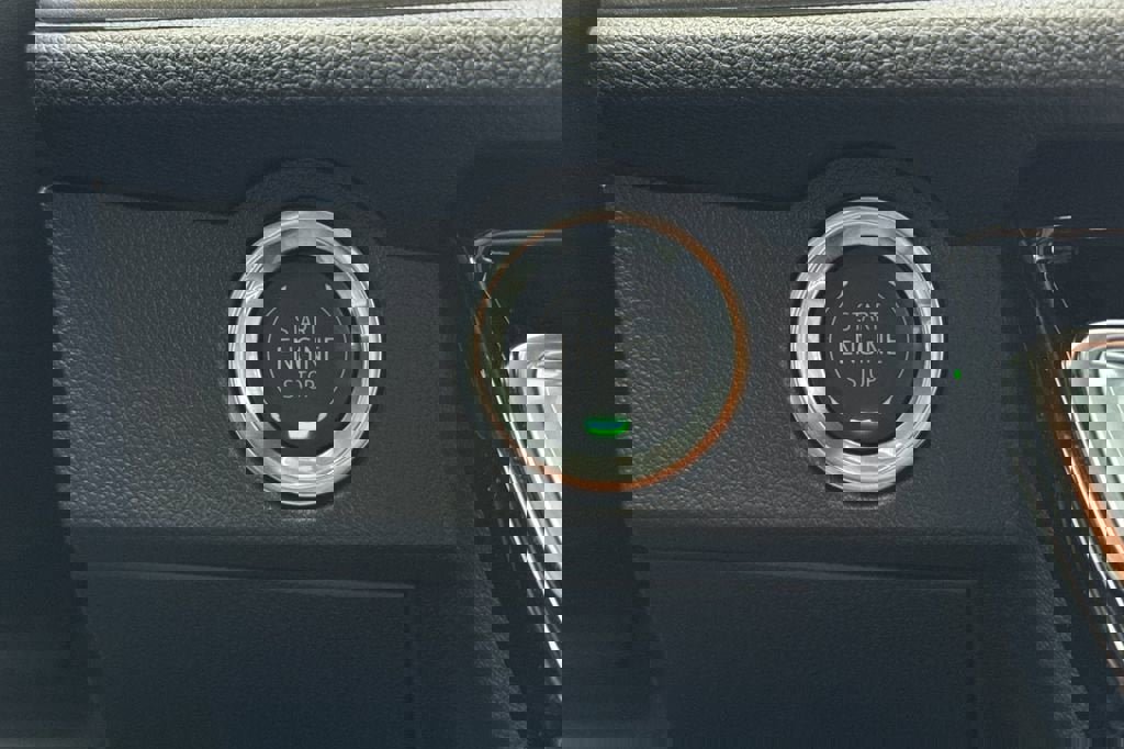 New 2026 Chevrolet Traverse LT w/ Midnight/Sport Edition image 24