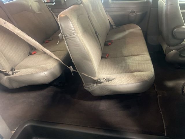 Used 2020 Chevrolet Express 3500 LT w/ LT Preferred Equipment Group RWD image 23