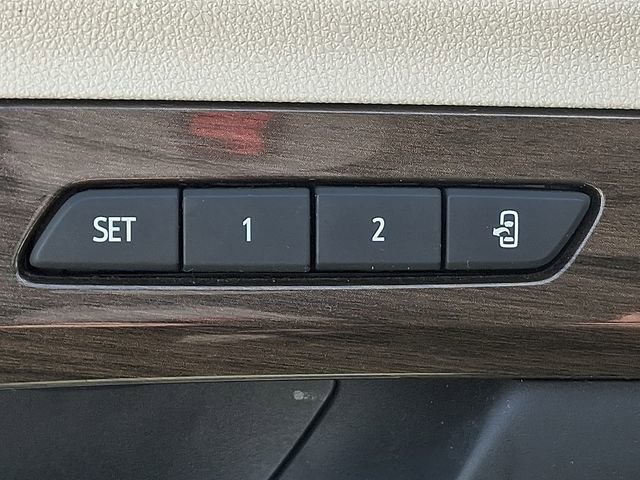 Used 2020 GMC Terrain Denali w/ Denali Premium Package AWD/4WD image 29