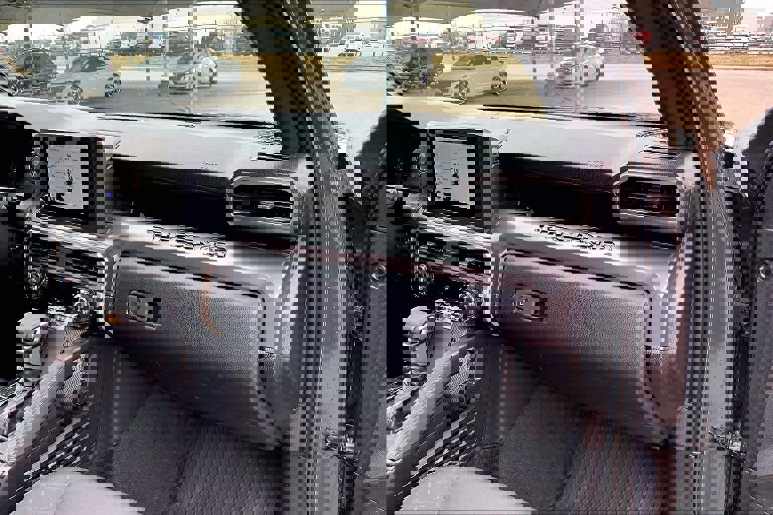 Used 2024 Toyota Tacoma SR5 image 17