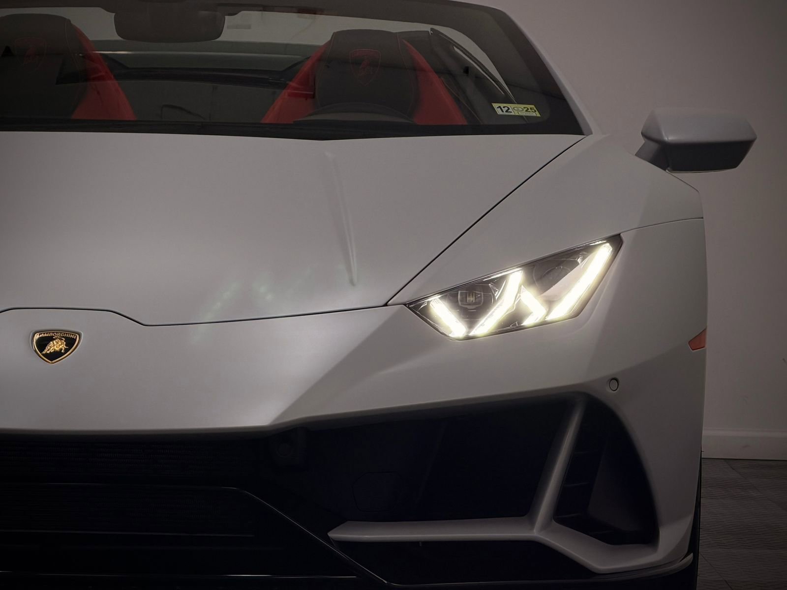 Used 2024 Lamborghini Huracan EVO image 13