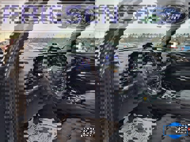 Used 2024 Chevrolet Traverse RS image 15