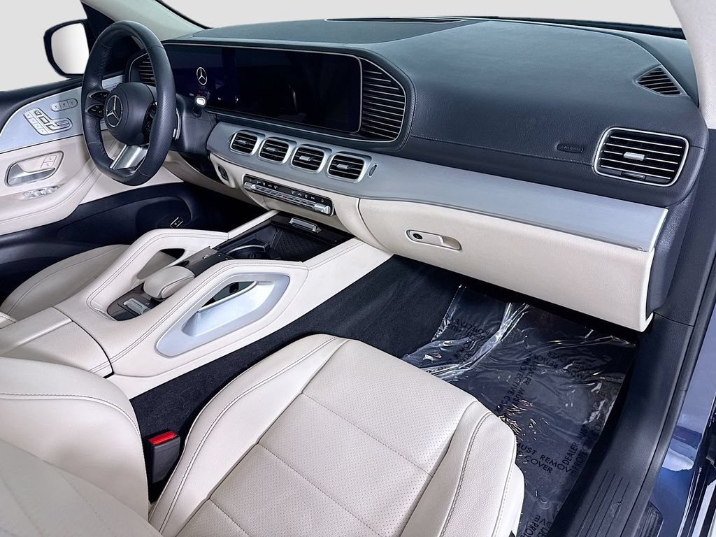 Certified 2024 Mercedes-Benz GLS 450 4MATIC image 17