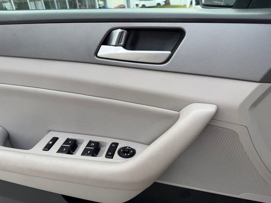 Used 2015 Hyundai Sonata ECO FWD image 26