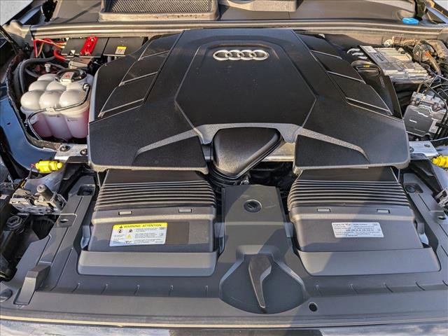 Used 2024 Audi Q7 Premium Plus image 23