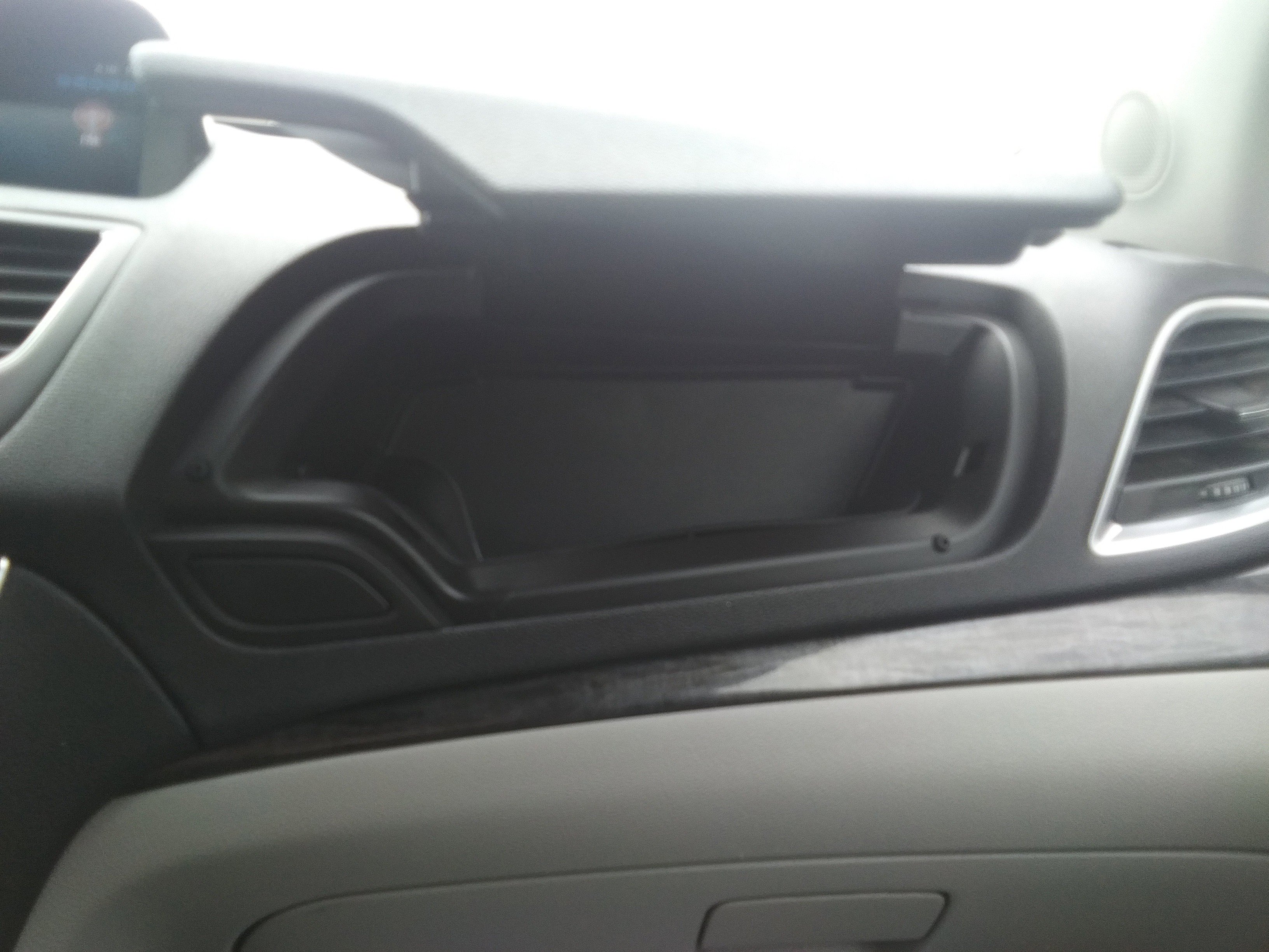 Used 2014 Buick Encore Premium image 16