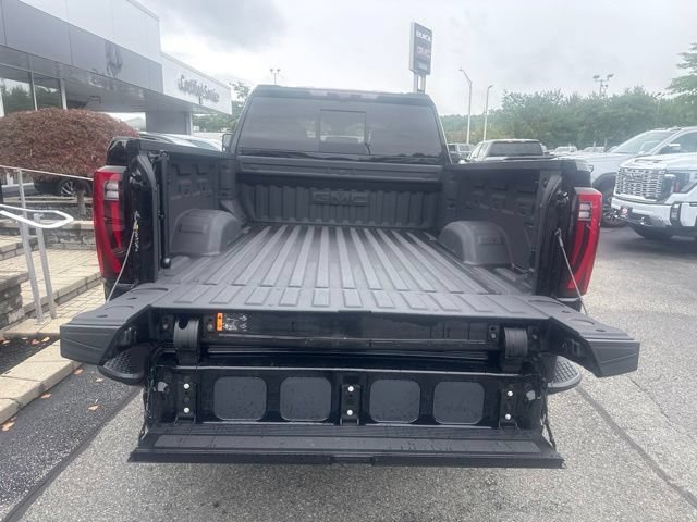 Used 2025 GMC Sierra 2500 Denali w/ Denali Reserve Package AWD/4WD image 31