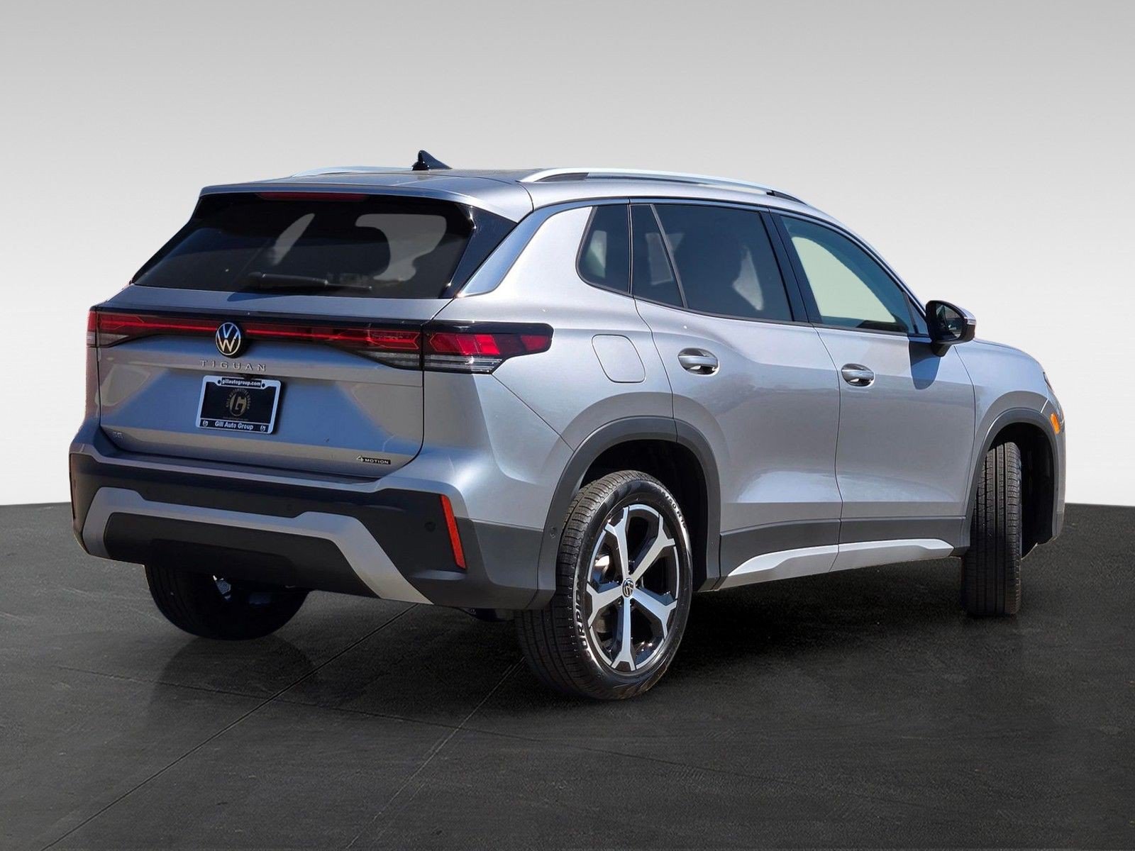New 2026 Volkswagen Tiguan SE AWD/4WD image 5