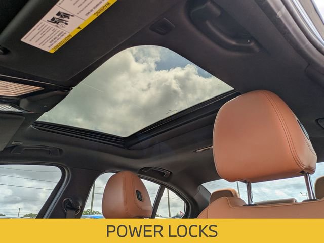 Used 2025 BMW 330i Sedan RWD image 18