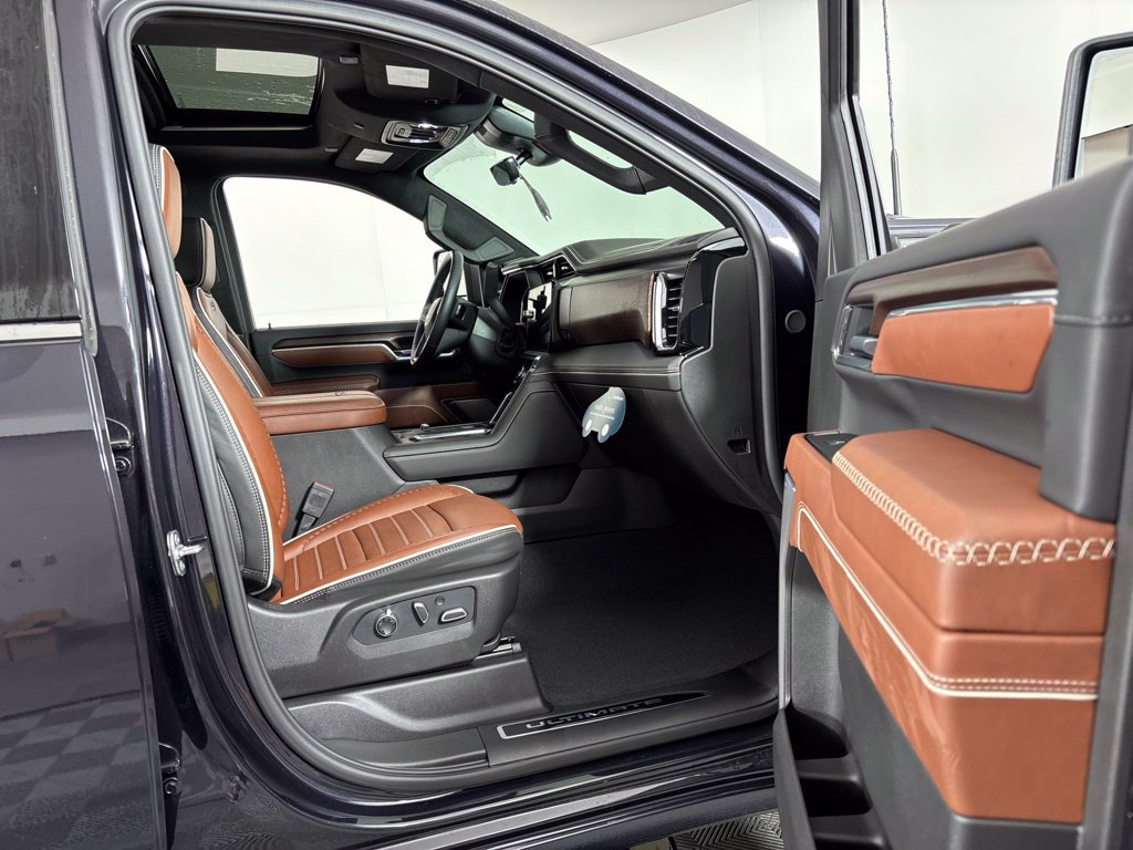 Certified 2026 GMC Sierra 2500 Denali Ultimate AWD/4WD image 8