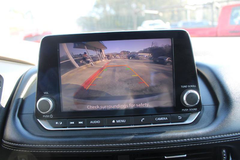Used 2022 Nissan Rogue SV AWD/4WD image 28