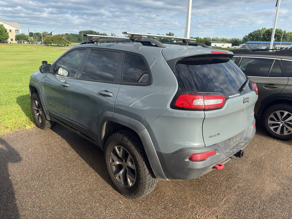 Used 2014 Jeep Cherokee Trailhawk w/ Technology Group AWD/4WD image 10