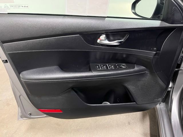 Used 2023 Kia Forte GT-Line w/ GT-Line Premium Package image 20