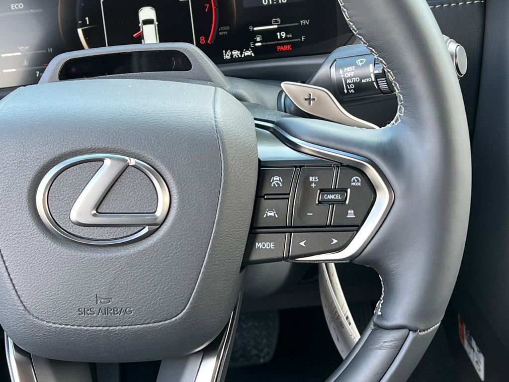 New 2026 Lexus LX 600 4WD w/ Luxury Package image 16