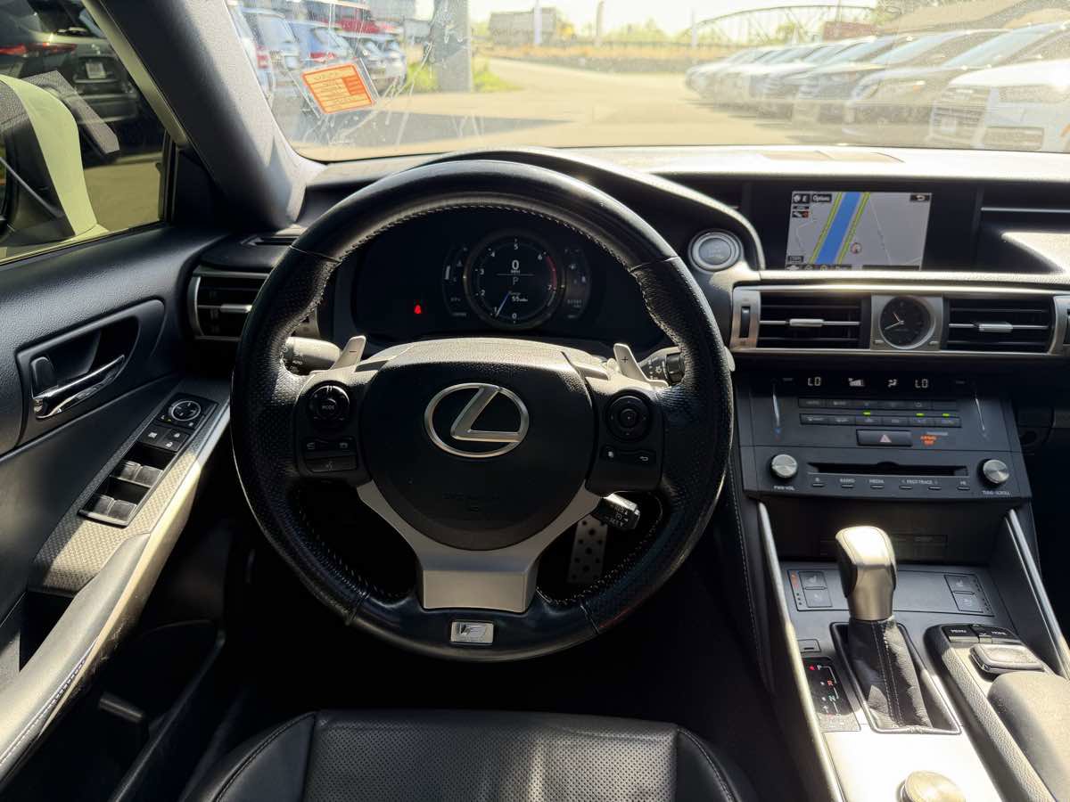 Used 2016 Lexus IS 200t w/ F Sport Package RWD image 21