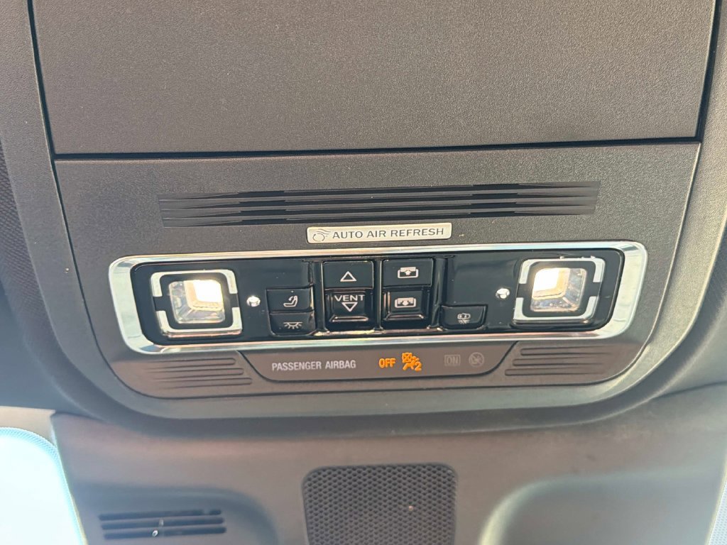 Used 2025 Lincoln Navigator Reserve AWD/4WD image 34