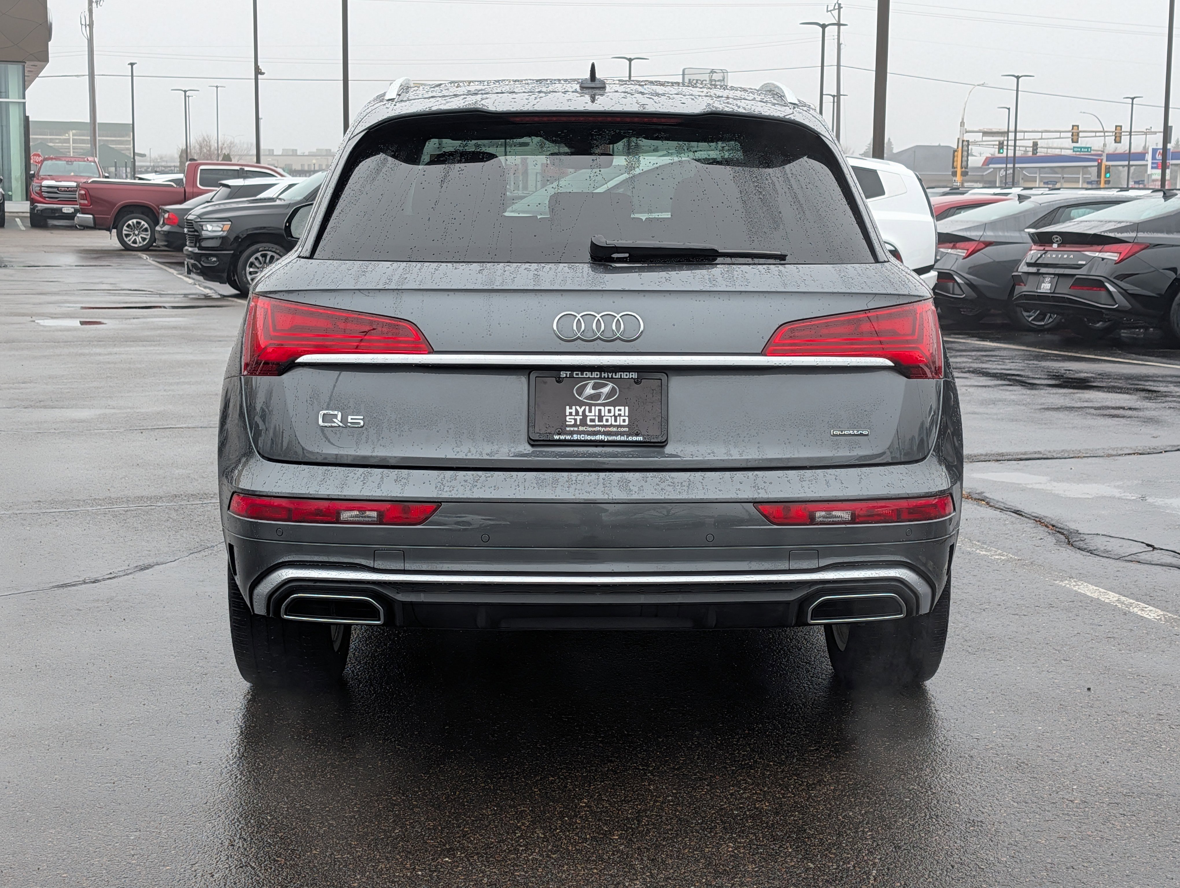 Used 2022 Audi Q5 2.0T Premium Plus w/ Premium Plus Package image 4