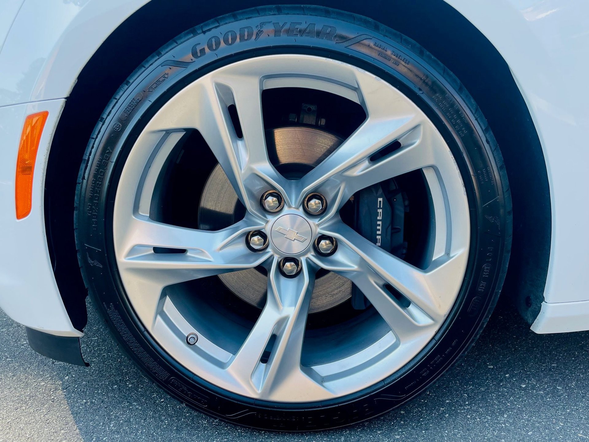 Used 2022 Chevrolet Camaro SS RWD image 28