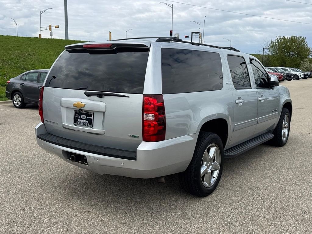 Used 2012 Chevrolet Suburban LT AWD/4WD image 4
