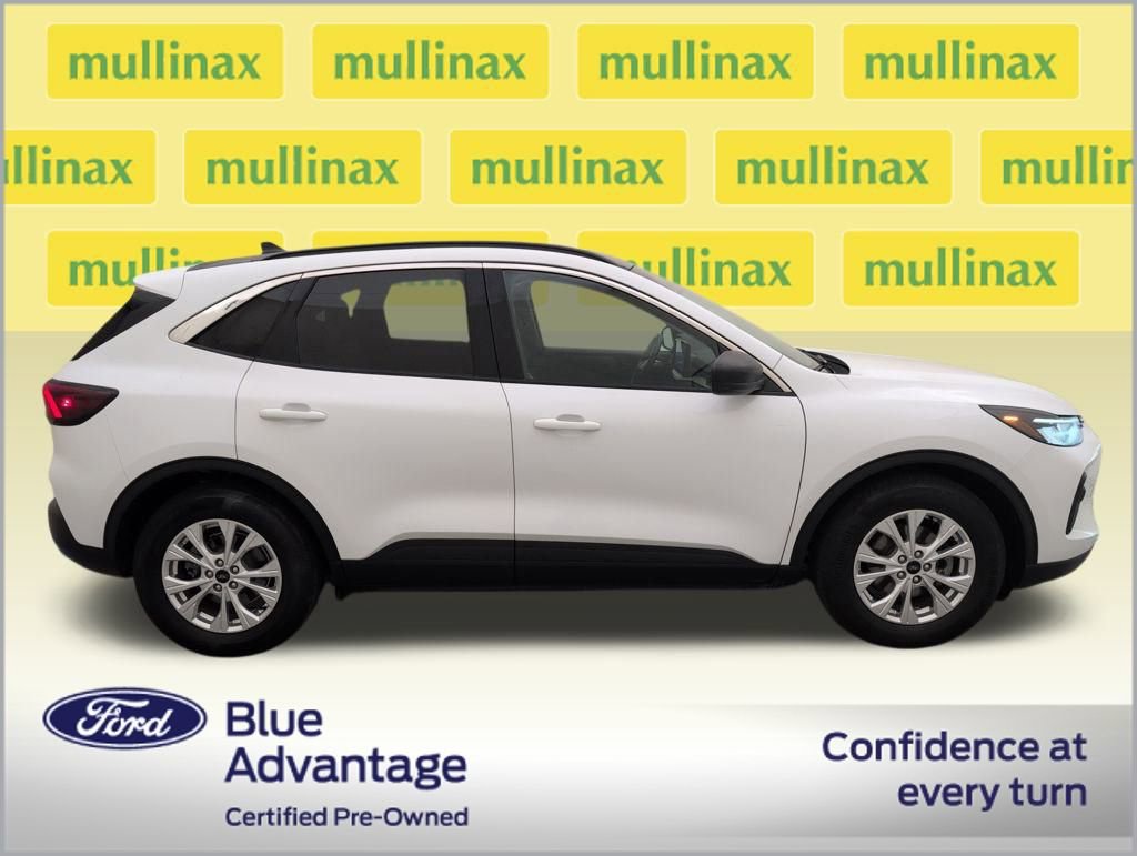 Used 2023 Ford Escape Active w/ Tech Pack #1 image 2