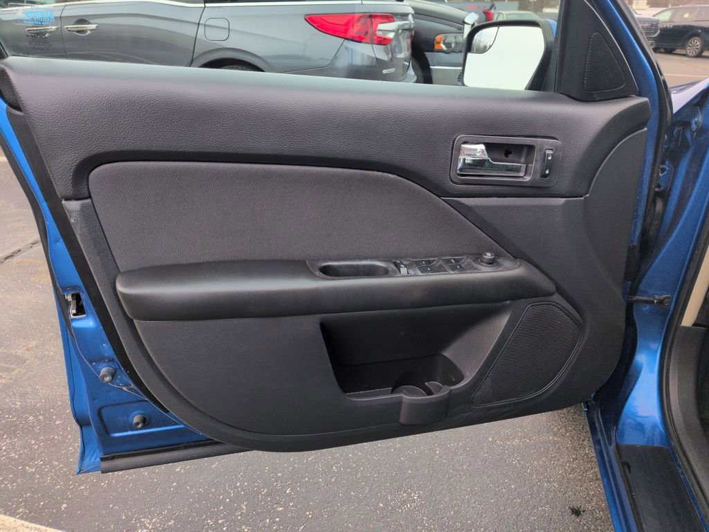 Used 2012 Ford Fusion SE image 11