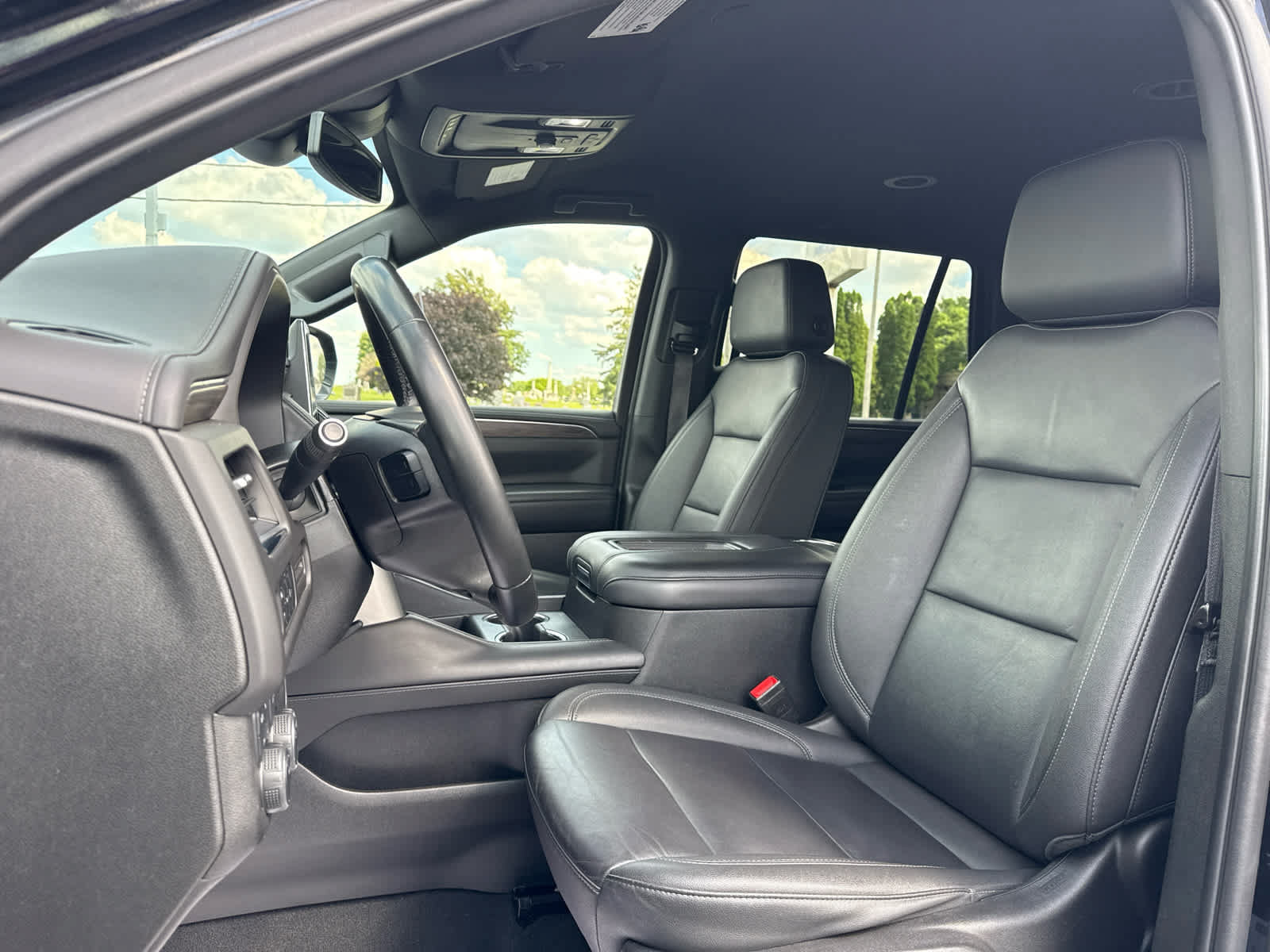 Certified 2024 Chevrolet Tahoe LT AWD/4WD image 11