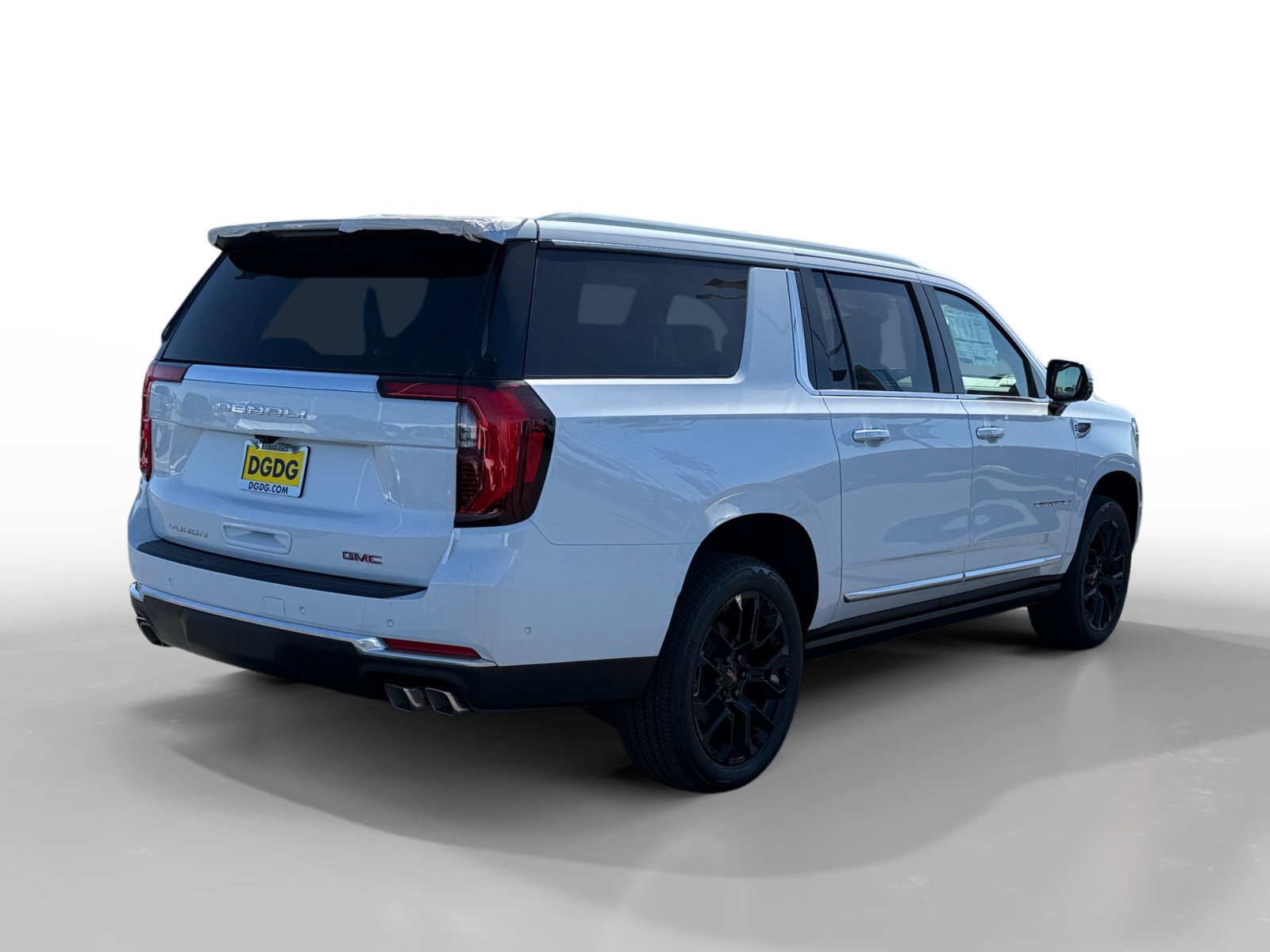 New 2026 GMC Yukon XL Denali w/ Sun & Power Step Package image 5