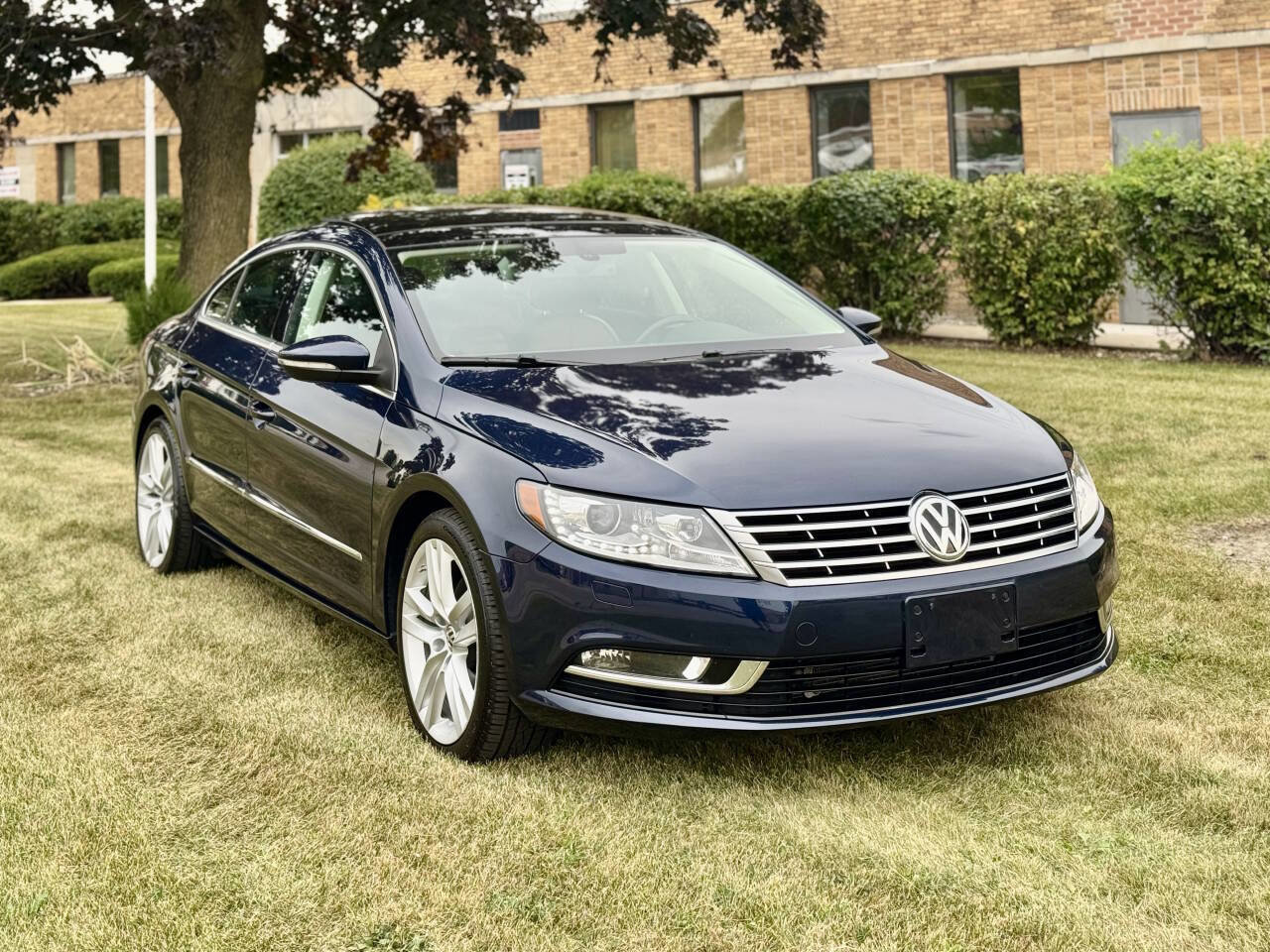 Used 2014 Volkswagen CC Executive image 4