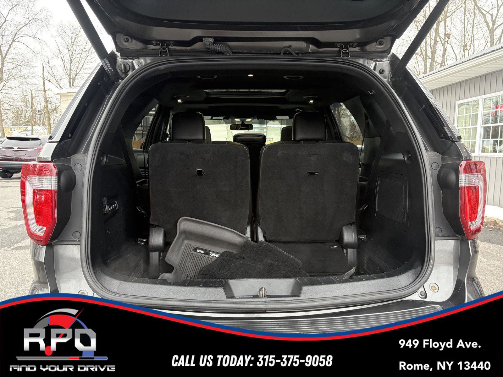 Used 2018 Ford Explorer Limited image 15