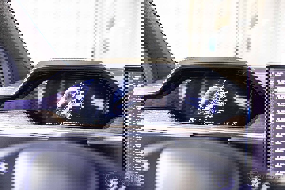 Used 2022 Tesla Model X image 22