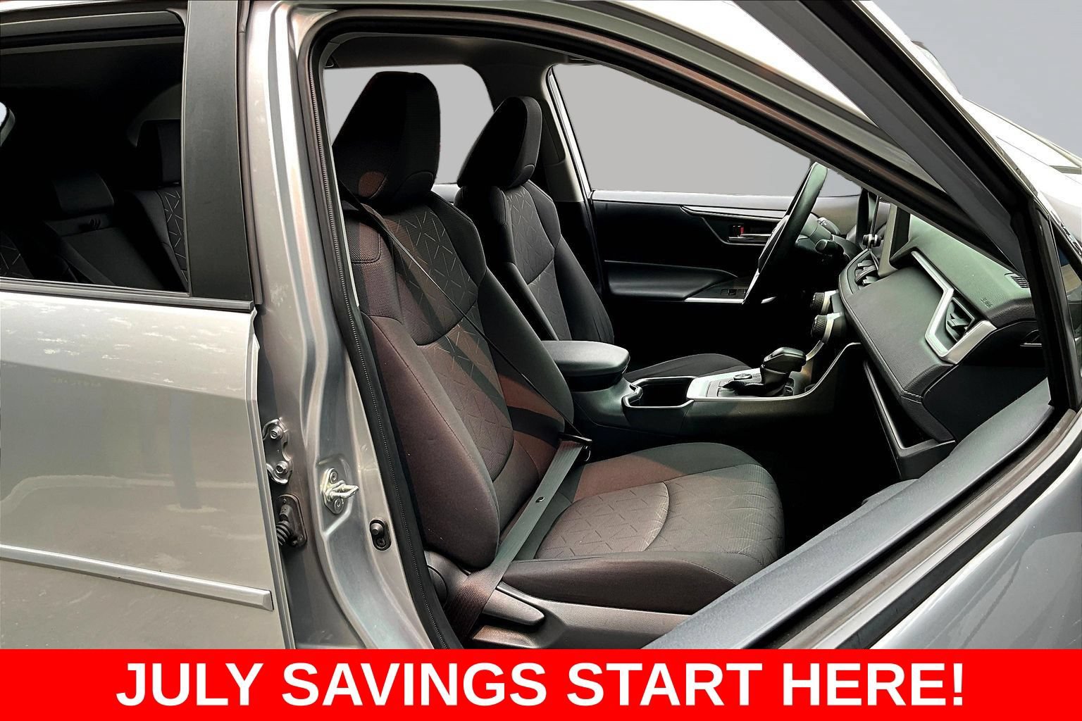 Used 2023 Toyota RAV4 XLE AWD/4WD image 33