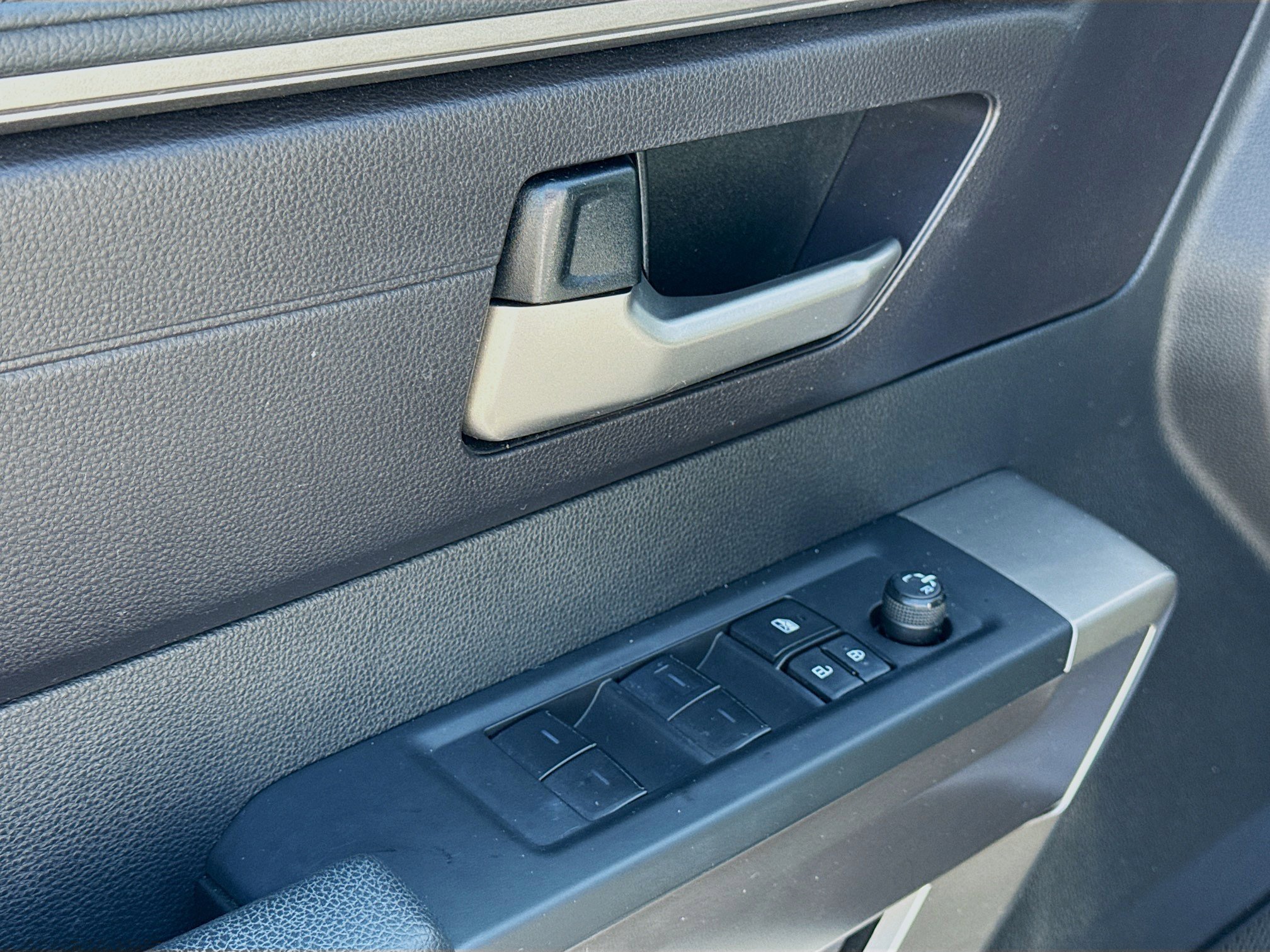 Used 2023 Toyota Tundra SR5 w/ SR5 Premium Package image 21