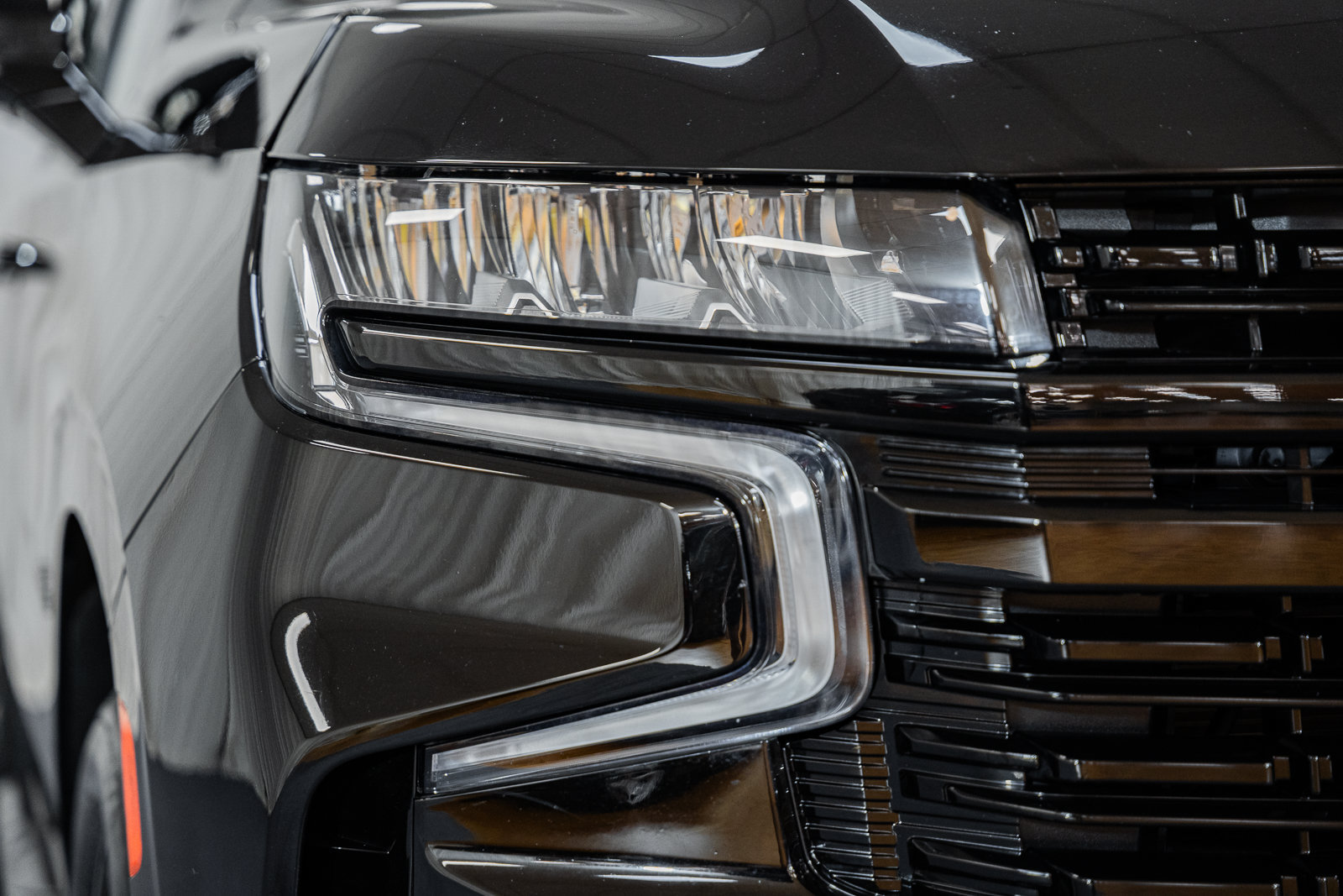 Used 2023 Chevrolet Tahoe RST w/ Luxury Package AWD/4WD image 15