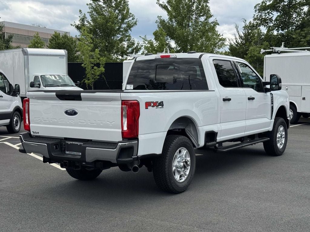 New 2026 Ford F250 XLT w/ FX4 Off-Road Package AWD/4WD image 3