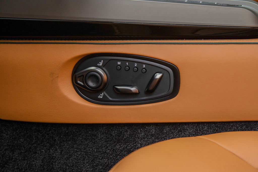 New 2025 Aston Martin Vanquish RWD image 27