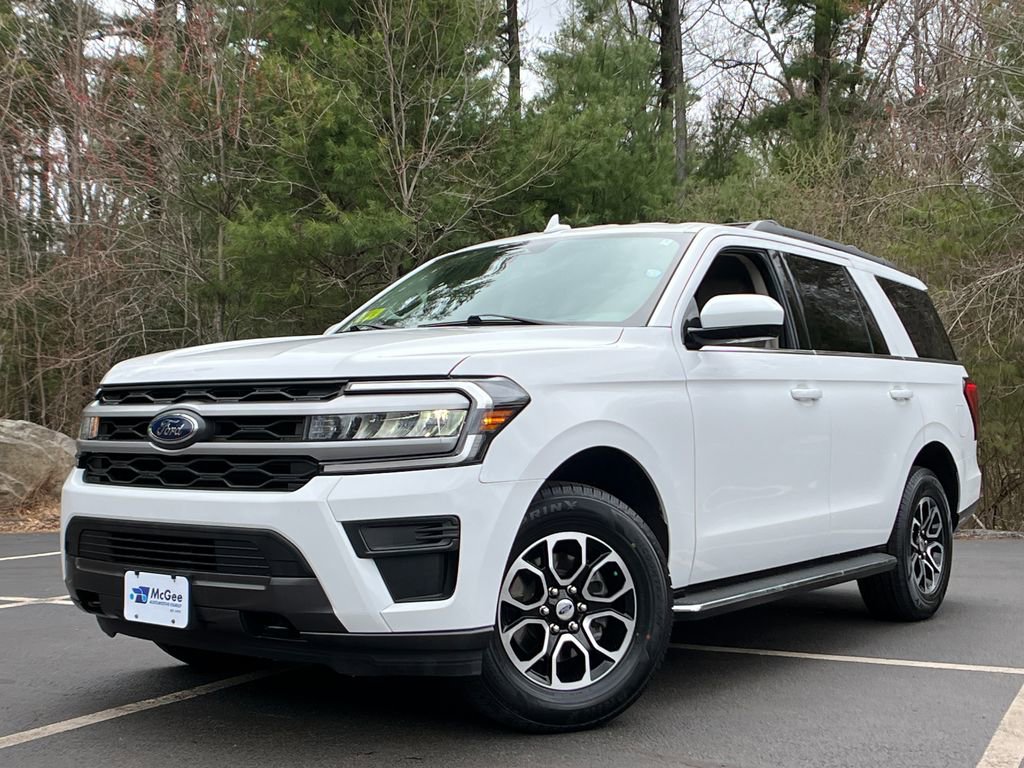 Used 2022 Ford Expedition XLT AWD/4WD image 1