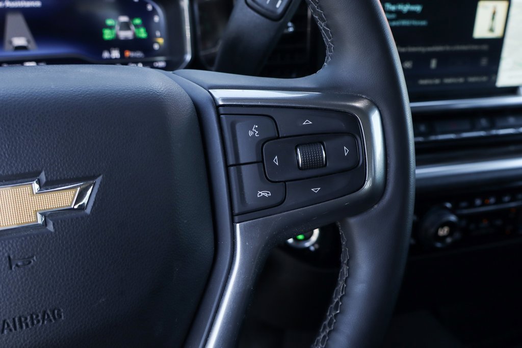 Used 2025 Chevrolet Silverado 3500 LT w/ Convenience Package image 26