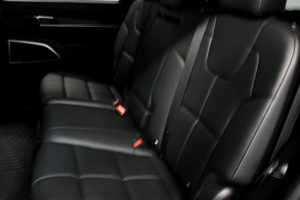 Used 2022 Kia Telluride EX w/ Towing Package AWD/4WD image 22