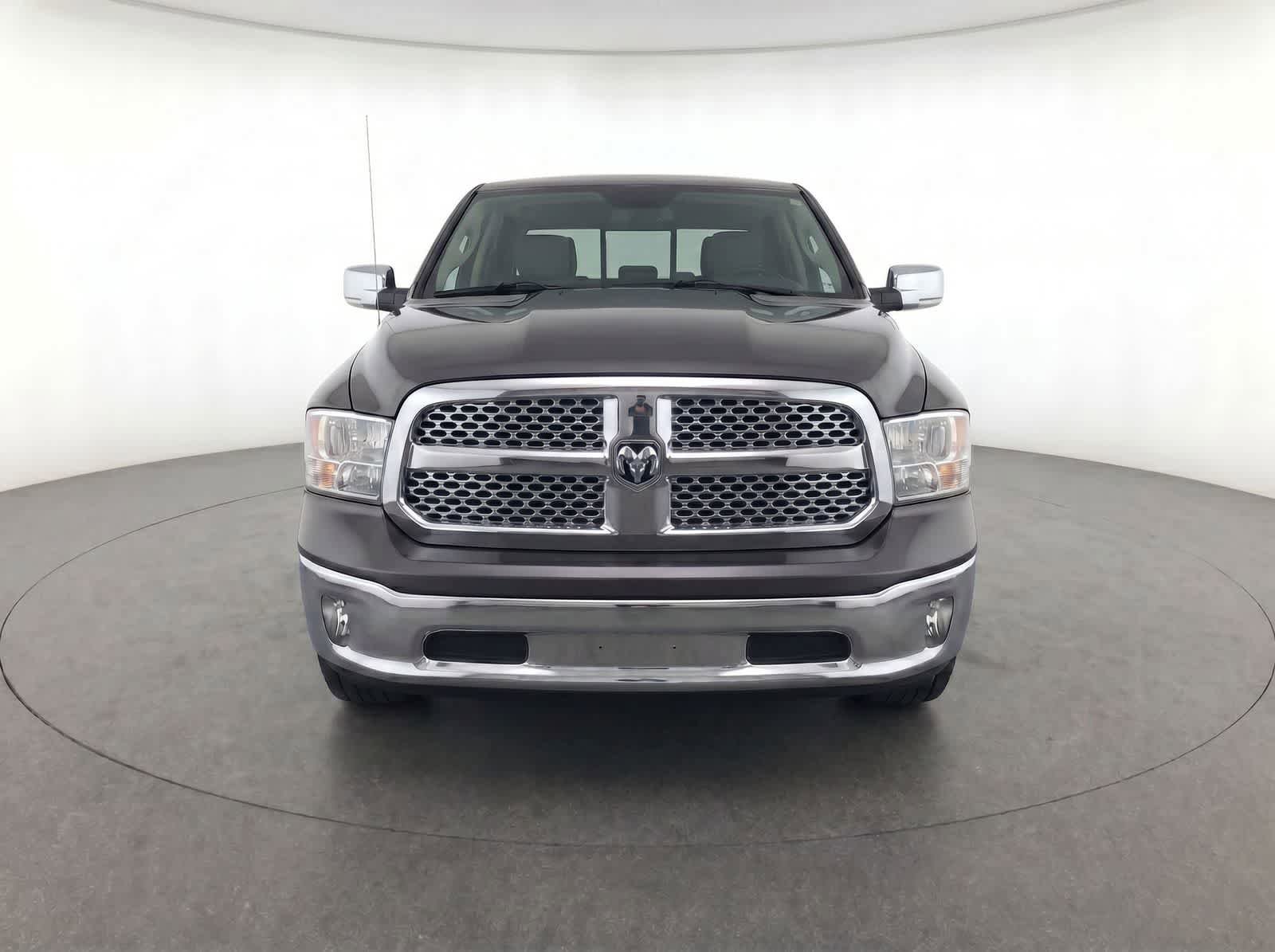 Used 2016 RAM 1500 Laramie w/ Convenience Group AWD/4WD image 5