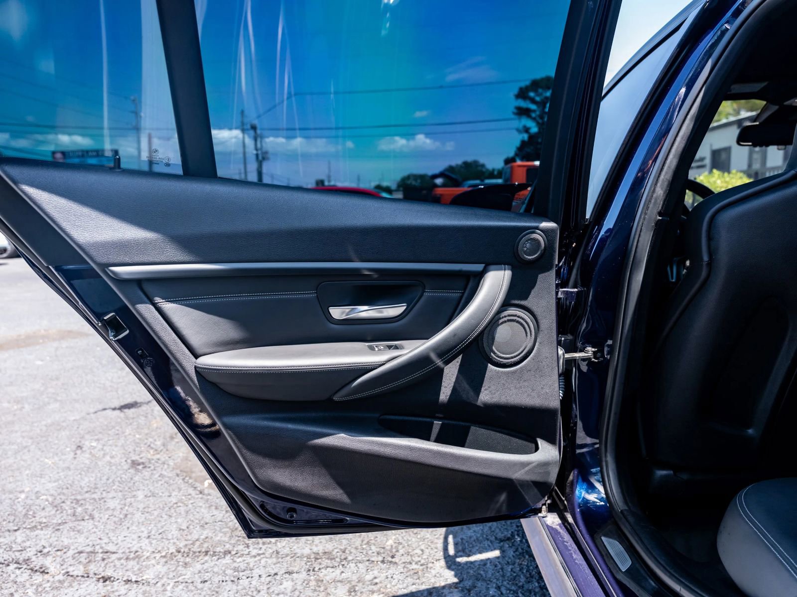 Used 2016 BMW M3 RWD image 46
