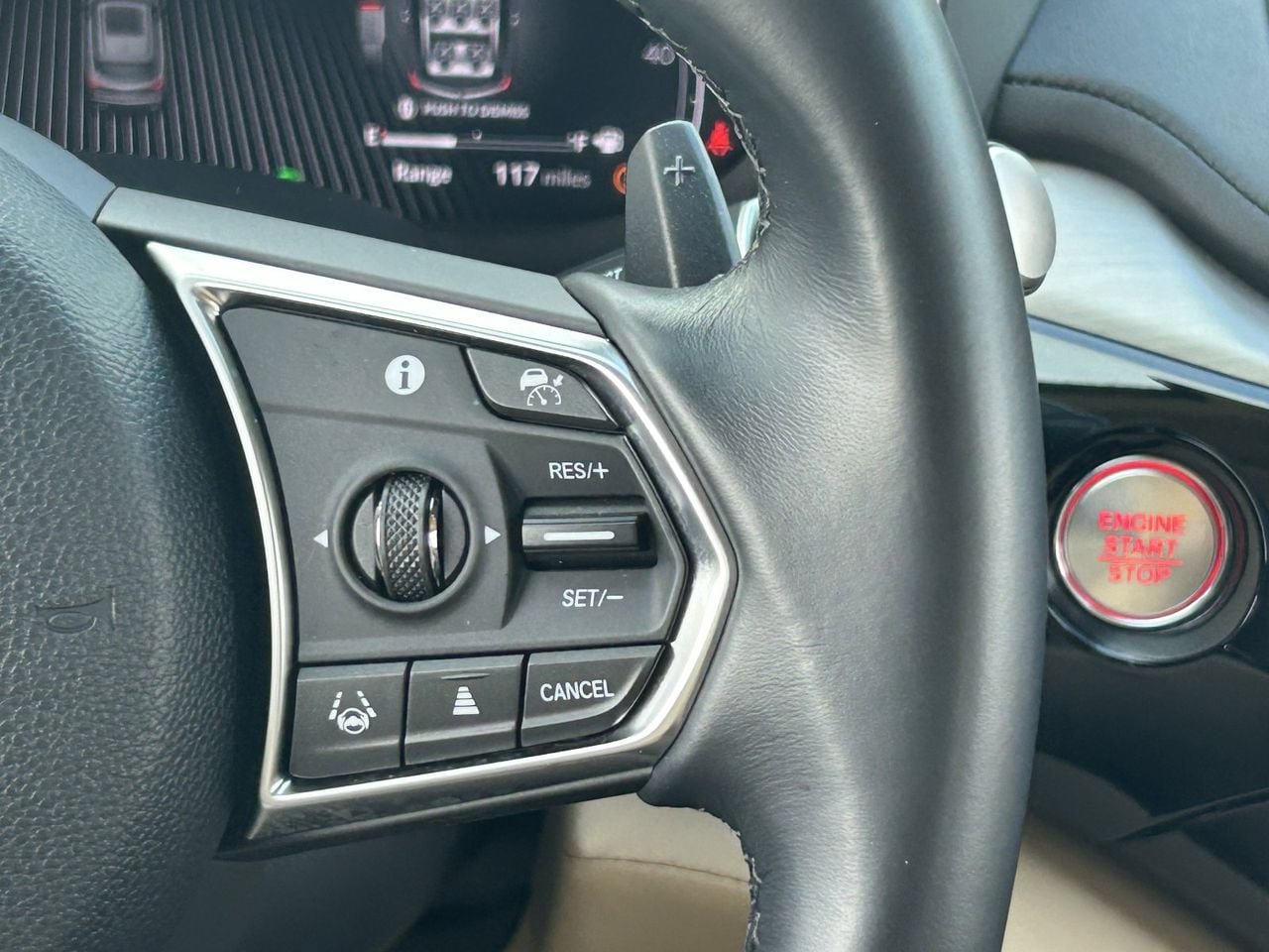Certified 2025 Acura MDX FWD w/ Technology Package image 27